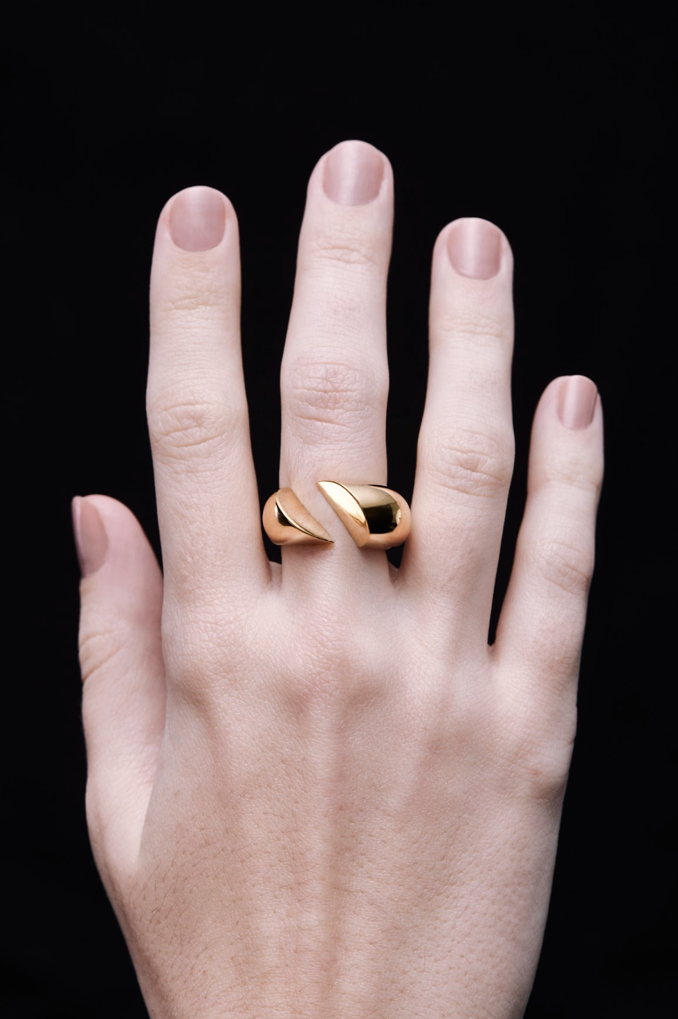 Golden Ruptura Ring